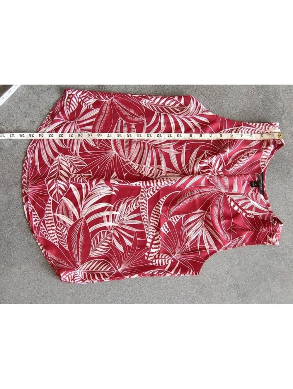 Banana Republic Women's Red Tropical Print Sleeveless Blouse Size S